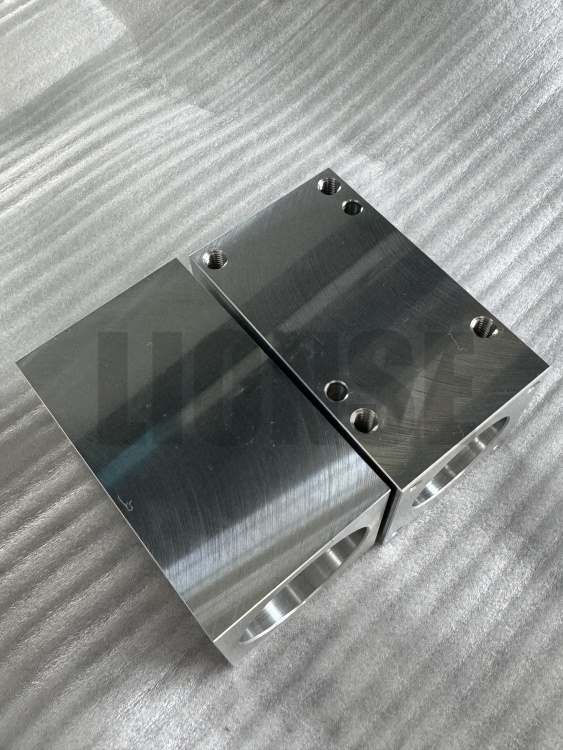 Неліктен алюминий өңдейтін станоктар мен жабдықтардың бөлшектеріне артықшылық беріледі?